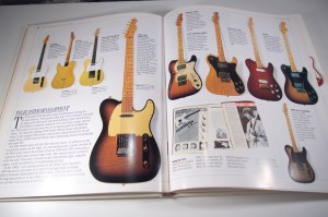 The Ultimate Guitar Book (07)